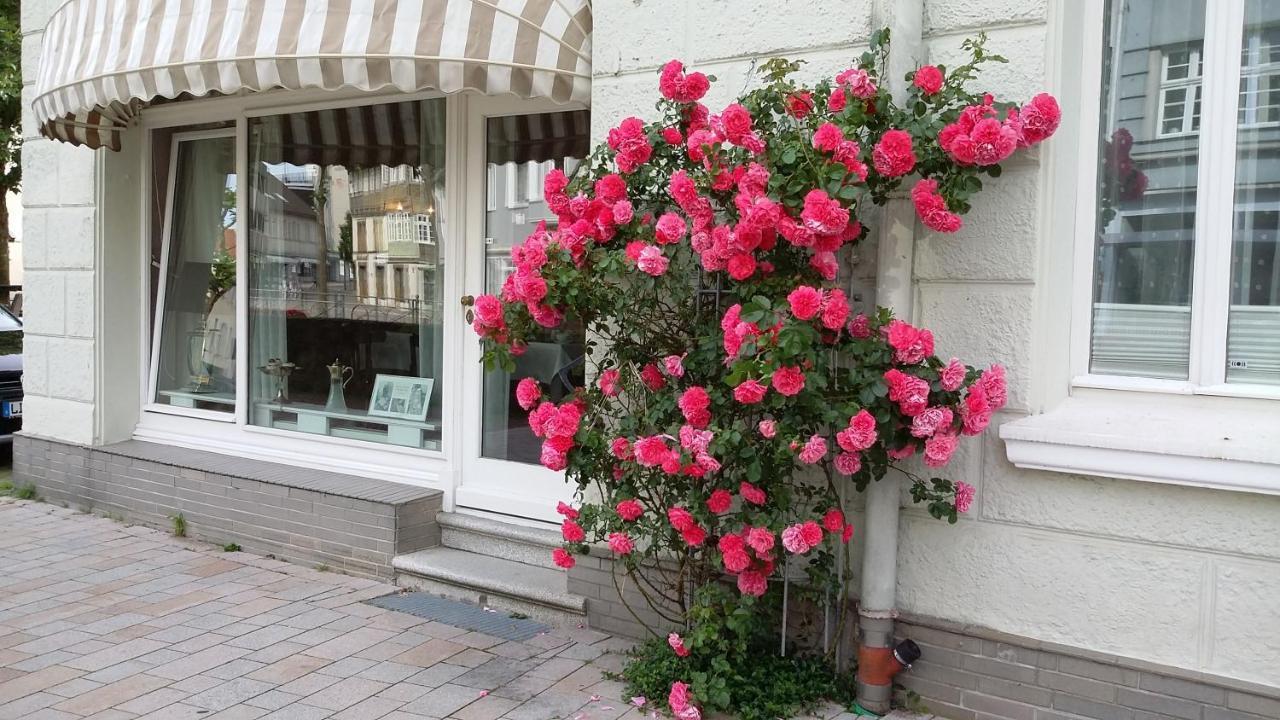 Hotel & Cafe Kleinergruenauer Bad Salzuflen Exterior foto
