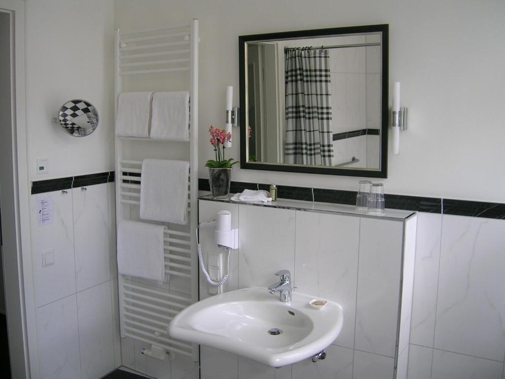 Hotel & Cafe Kleinergruenauer Bad Salzuflen Cameră foto